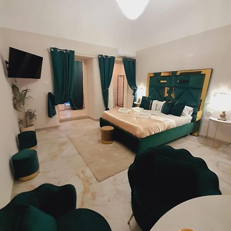 Fuoco Dell'Etna Hotel Catania-Fontanarossai nemzetközi repülőtér Kültér fotó