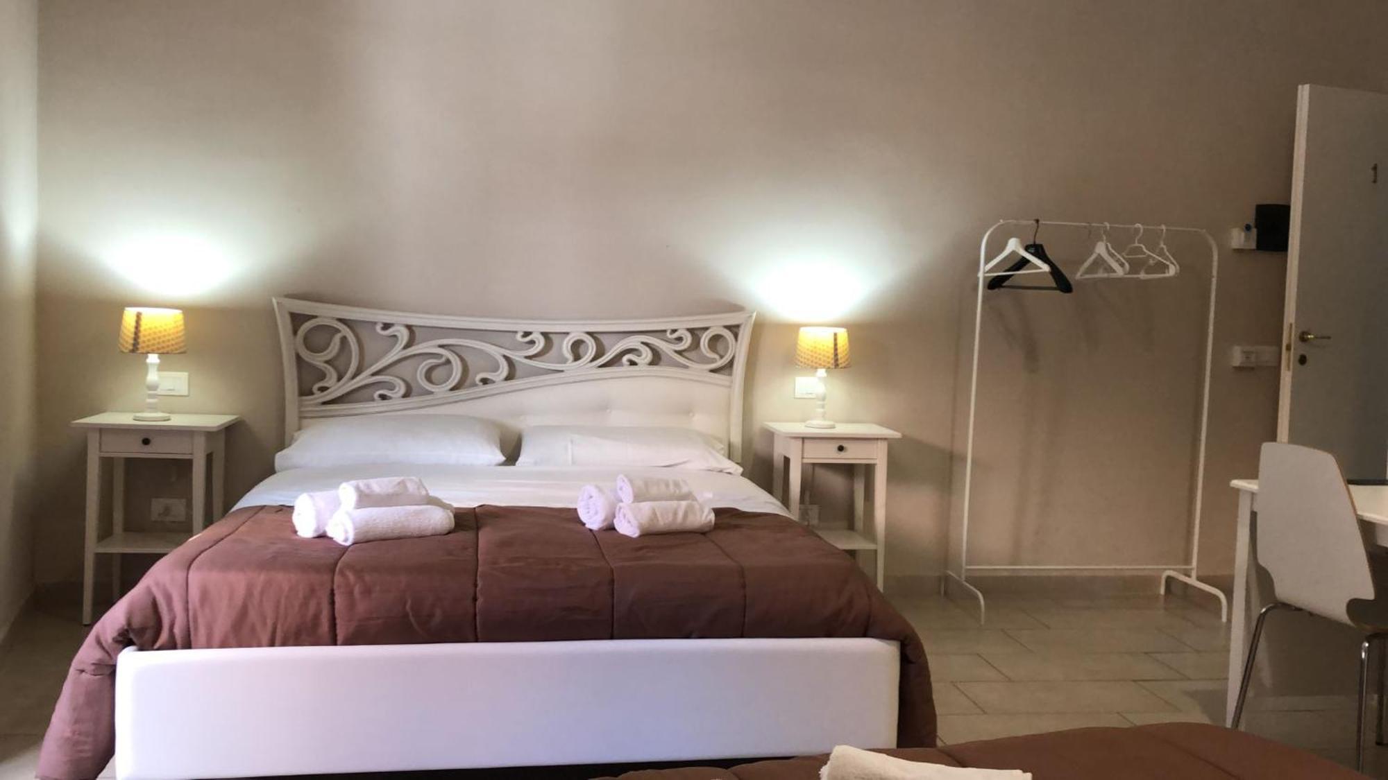 Fuoco Dell'Etna Hotel Catania-Fontanarossai nemzetközi repülőtér Kültér fotó