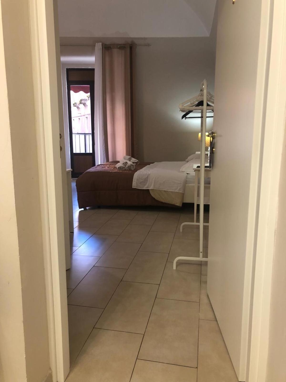 Fuoco Dell'Etna Hotel Catania-Fontanarossai nemzetközi repülőtér Kültér fotó