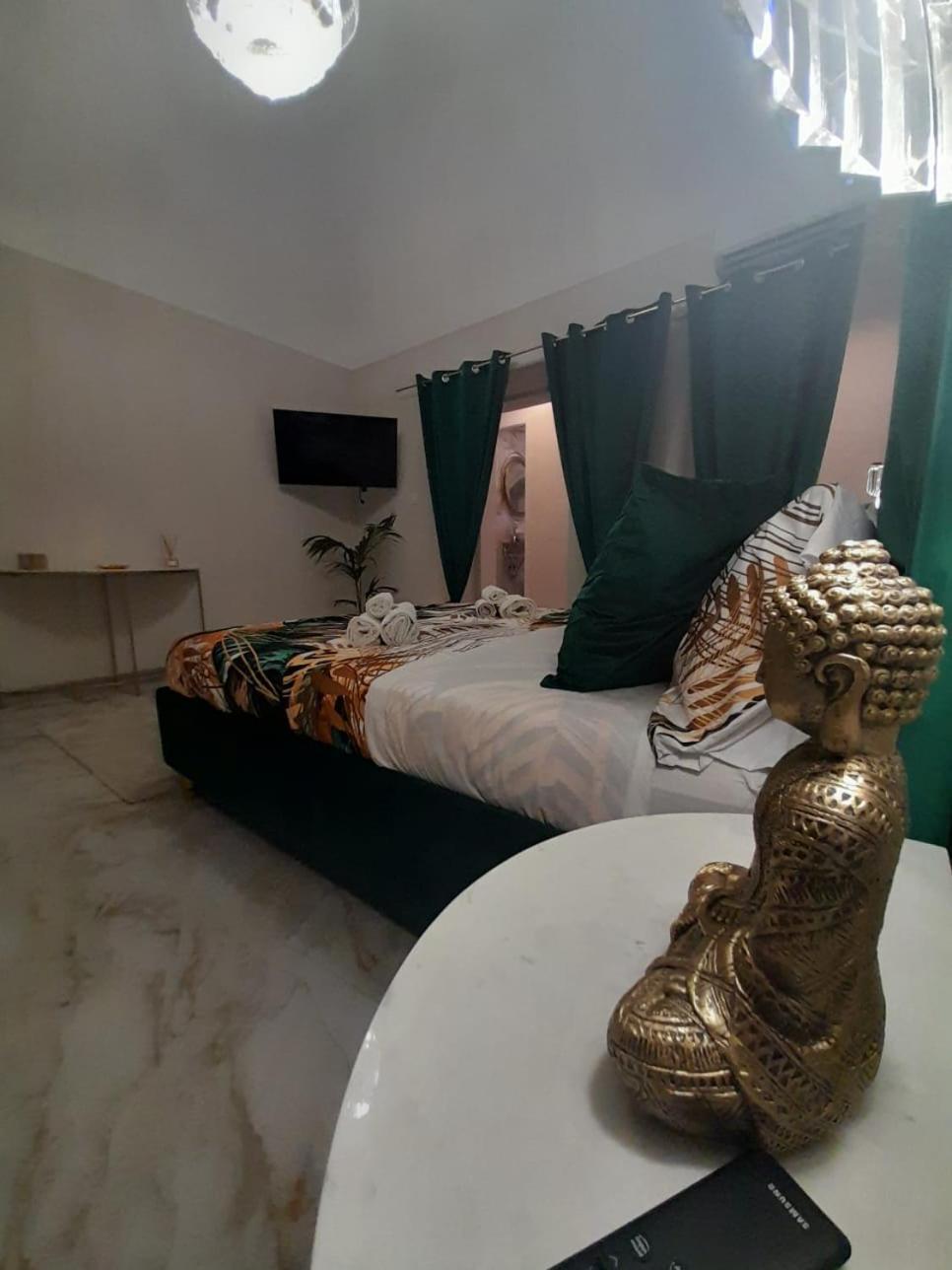 Fuoco Dell'Etna Hotel Catania-Fontanarossai nemzetközi repülőtér Kültér fotó